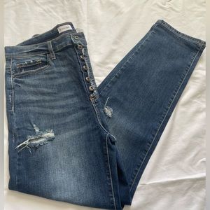 Sneak Peek High Rise Jeans - Size 13/31W